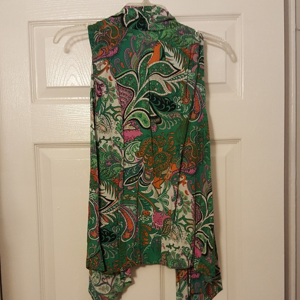 Printed vest - Picture 3 of 4